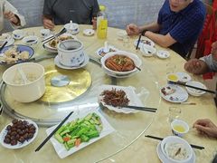 -始于2011柳周农家菜沙田柚美食店(东大街店)