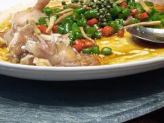 青花椒蒸东星斑鱼骨-猪肉婆私房菜(容桂总店)