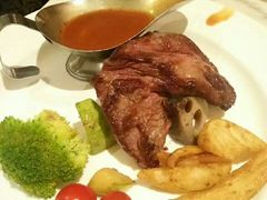 -绿茵阁(体育西分店)