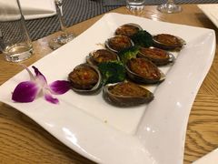 -恰餐厅及酒吧 CHAR Bar & Grill (北京丽都皇冠假日店)