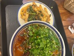 -云阿蛮云南生烫牛肉米线(奉贤路店)