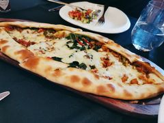 四季皮塔饼-Efes Turkish & Mediterranean Cuisine 艾菲斯餐厅(陆家嘴店)