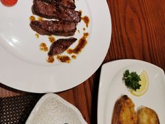 -贵木日本料理·铁板烧(新地假日广场店)