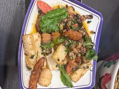 -云阿蛮云南生烫牛肉米线(奉贤路店)