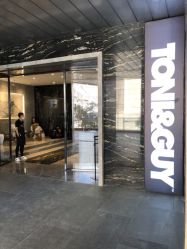点击看大图 -TONI&GUY
