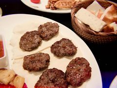 -Efes Turkish & Mediterranean Cuisine 艾菲斯餐厅(陆家嘴店)