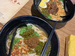 -桂在香知桂林米粉(红博中央公园店)