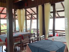 -Dash Teak House