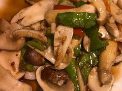 -民食香·腊排骨野生菌美食(木府店)