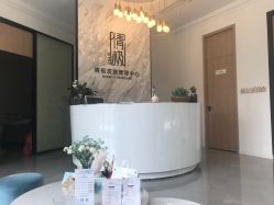 -倩极·精研痘敏肌管理