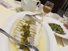 -万龙洲海鲜(大兴绿地缤纷城店)