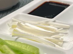 -凤凰园烤鸭店·唐山菜·传承花椒肉(老唐丰路店)