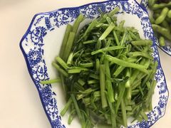 -七的湖·晚芳亭·阳澄湖农家菜·大闸蟹(莲花岛店)