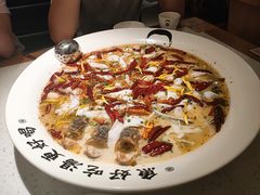 -江渔儿酸菜鱼·拔草餐厅(虎门君乐汇店)