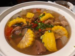 -江城小馆陕南妈妈菜·全球旅行餐厅(钟楼店)