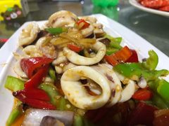 -四川小胡子海鲜(丁村万人海鲜广场店)