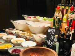 -松山湖凯悦酒店·Café自助餐厅·周末火舞秀表演