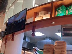 -诚铭记·虾仁汤包·成都小吃(融创店)