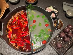 -三出山火锅(南京万象天地店)