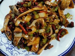 -公寓家常菜馆(海军博物馆店)