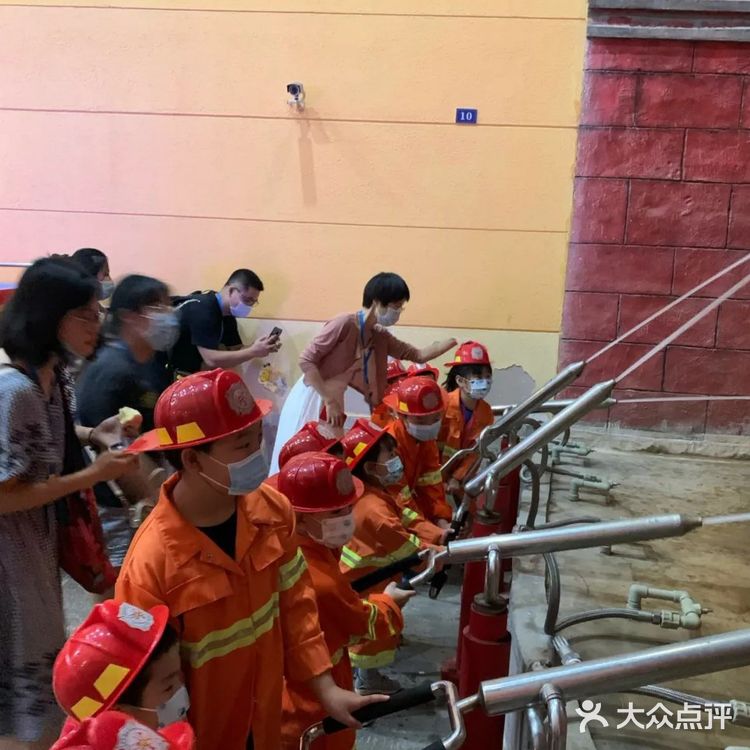 感受角色扮演体验英雄们的责任担当