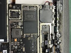 -鸿准通信科技·忠诚手机电脑维修中心(三林店)