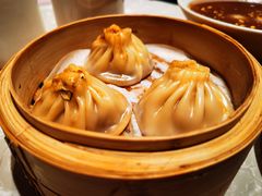 蟹粉汤包-松鹤面馆·古法焖肉面(观前店)
