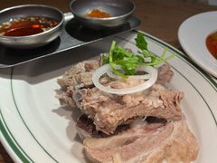 -纳鲁孜·新疆特色餐厅(上海悦荟广场店)