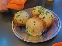 -白玉兰食品(汇联商厦店)