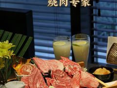 -铭牛烧肉·和牛海鲜自助(高新月牙湖店)