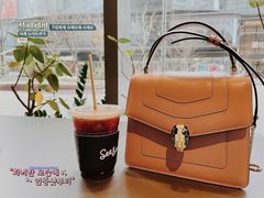 香橙肉桂红美式-Seesaw Coffee(苏州中心店)