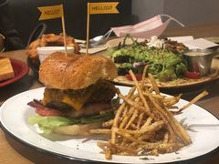 -HELLO 27 意面·沙拉·帕尼尼