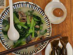 -鲜越鲜鱼粉(财富购物中心店)