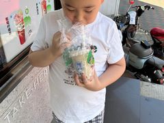 -沪上阿姨鲜果茶(华新大街店)