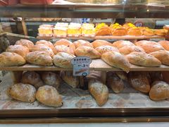 -Caidie Bakery采蝶轩(百越店)