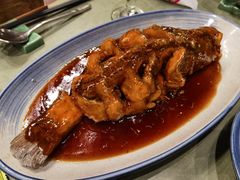 汁烧鲈鱼-那家小馆•北京菜•烤鸭(中关村店)