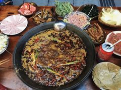 -四小区火锅·巷子里的重庆火锅(花照壁店)