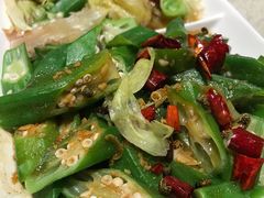 -吴记酱骨炖菜馆(康安路店)
