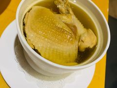 元盅鲜鸡汤-鼎泰丰(嘉年华•海信广场VILLAGE店)