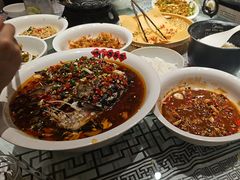 -味上湘菜馆(阿波罗店)