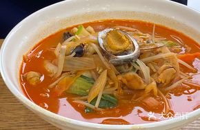 Seafood Clear Soup Noodles