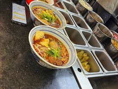 -魔都三兄弟酸辣粉·蘸卤炸串(虹桥万科店)