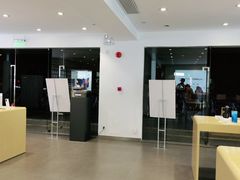 -华为授权体验店(万航渡路)