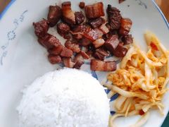 红烧肉盖饭-中雪冰冰凉(沙湾国际店)