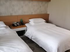 -上海怡沁园度假酒店