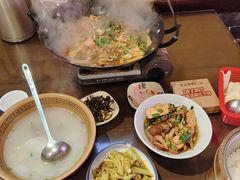 -富正毅三下锅·湘西韵味(天门山索道店)