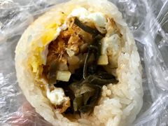 肉松鸡蛋味-糯米包油条(武汉大学店)