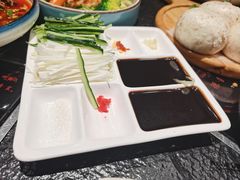 -龙聚德北京烤鸭(沙坪坝华宇A馆店)
