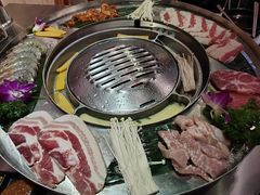 -哈哈碳都·牛肋条无限自助烤肉(台江万达店)