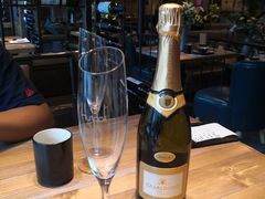 -临界音乐酒馆·小龙虾·江湖菜(华熙LIVE·鱼洞店)